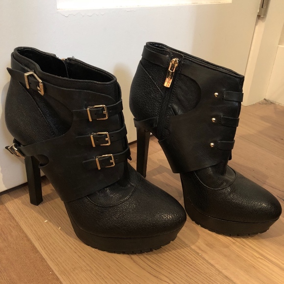 BCBG Combat Booties - Size 9 - Picture 3 of 6